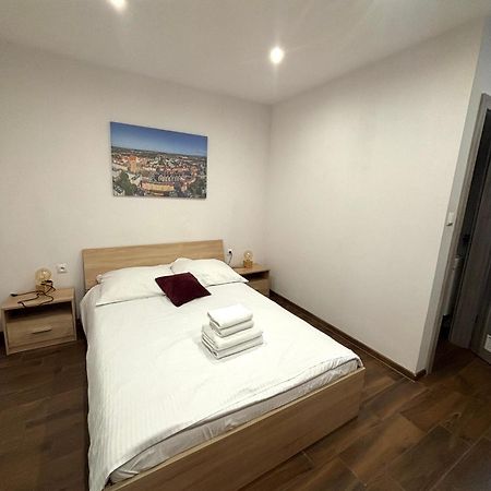 Apartament Residence 尼萨 外观 照片